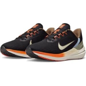 Nike air winflo 9 Women’s size 8